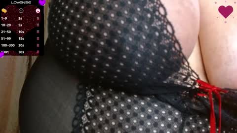 Snapshot of lillytitsxxx chatting on 17, 9, 2025 Lilly online show from 17, 9, 2025