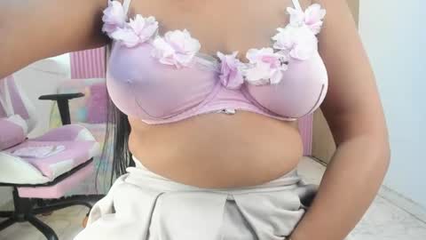 Snapshot of lillyy16 chatting on 9, 6, 2026 lillyy16 online show from 9, 6, 2026