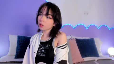 Lilou online show from 10, 3, 2025