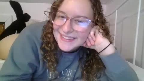 Snapshot of lilpies chatting on 19, 12, 2024 LilPies  online show from 19, 12, 2024