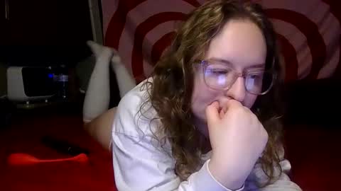 Snapshot of lilpies chatting on 8, 1, 2025 LilPies  online show from 8, 1, 2025