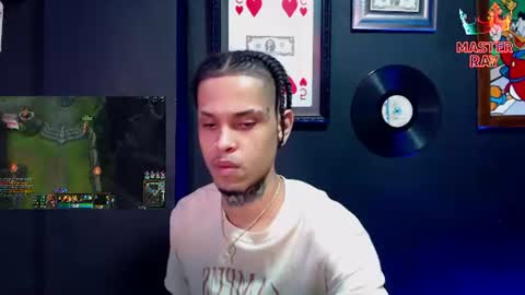 Snapshot of lilray99 chatting on 19, 6, 2026 ONLYFANS online show from 19, 6, 2026