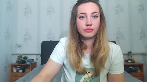 Snapshot of lilu_cute25 chatting on 10, 5, 2026 lilu_cute25 online show from 10, 5, 2026