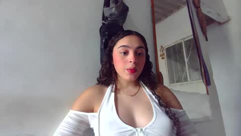 Snapshot of lily_anal_squirt chatting on 5, 2, 2025 lily_anal_squirt online show from 5, 2, 2025