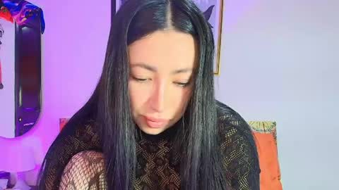 Snapshot of lily_evans_ chatting on 16, 5, 2026 just lily online show from 16, 5, 2026