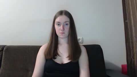 lily_love_x online show from 6, 1, 2025