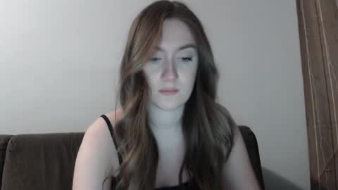 lily_love_x online show from 16, 2, 2025