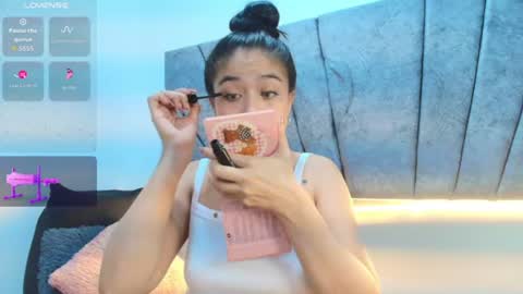 Snapshot of lily_meghan chatting on 29, 6, 2026 LILY MEGHAN online show from 29, 6, 2026