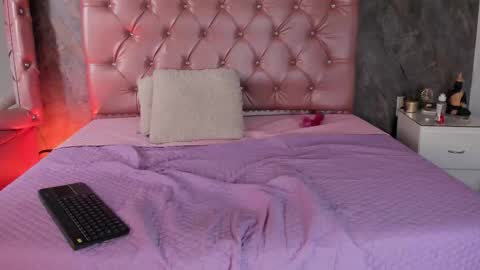 Snapshot of lily_rose0 chatting on 27, 2, 2026 lily_rose0 online show from 27, 2, 2026