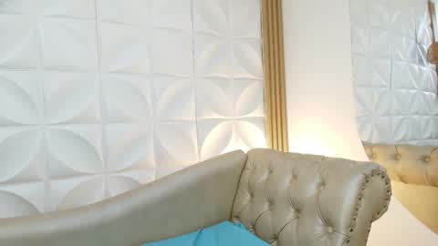 Lily Lauren online show from 28, 3, 2026