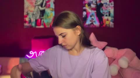 Snapshot of lily_smily chatting on 14, 9, 2025 Lily online show from 14, 9, 2025