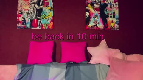 Snapshot of lily_smily chatting on 4, 10, 2025 Lily online show from 4, 10, 2025