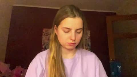 Snapshot of lily_smily chatting on 10, 2, 2026 Lily online show from 10, 2, 2026