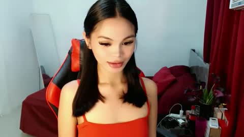 Snapshot of lily_summer23 chatting on 25, 5, 2026 Youre pleasure Lily online show from 25, 5, 2026