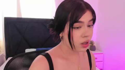 LilyWoodz online show from 25, 3, 2026