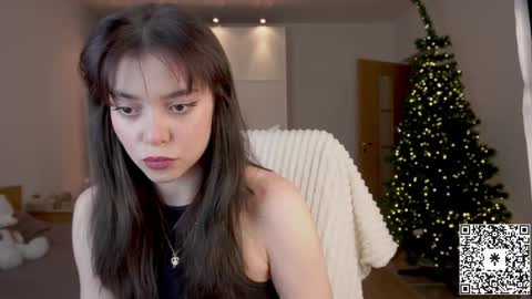 Snapshot of lilyewing_ chatting on 16, 12, 2024 Lily   online show from 16, 12, 2024