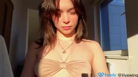 Snapshot of lilyewing_ chatting on 20, 2, 2025 Lily   online show from 20, 2, 2025