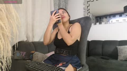 Snapshot of lilyford_ chatting on 11, 7, 2026 lily online show from 11, 7, 2026