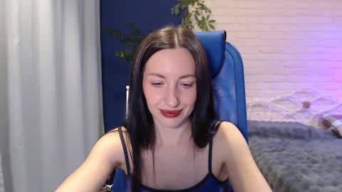 Lily online show from 4, 10, 2025