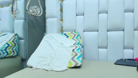 Snapshot of lilyrouse1 chatting on 11, 10, 2025 Im Lily online show from 11, 10, 2025