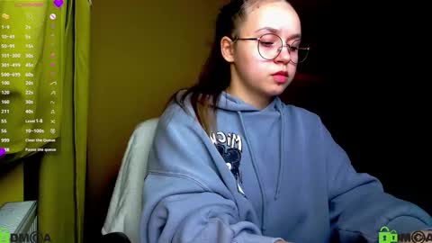 Lily online show from 27, 10, 2025