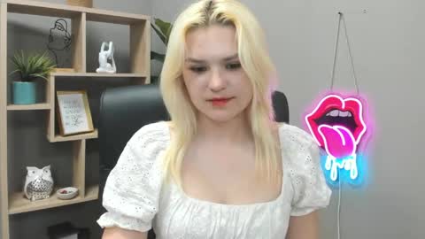 Lily online show from 27, 5, 2026