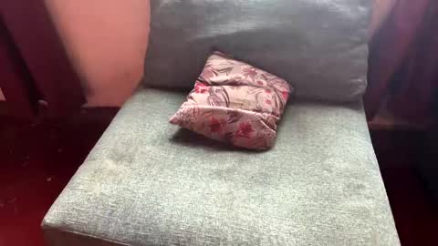 Lilythesmooth online show from 7, 12, 2024