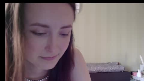 LilyXSky online show from 26, 2, 2025