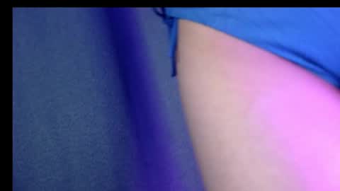 LilyXSky online show from 28, 2, 2025