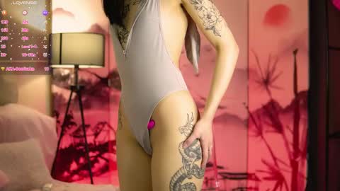 Lin Use menu to play with me  online show from 15, 2, 2025