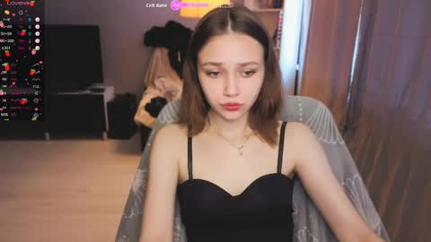 Scarlet online show from 11, 4, 2026