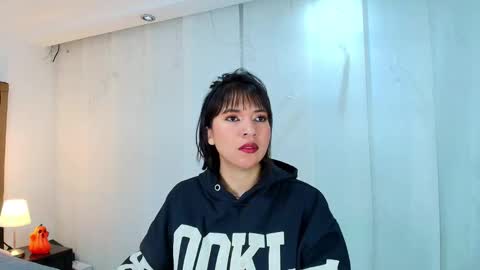  Lina Bedoya  online show from 16, 10, 2025