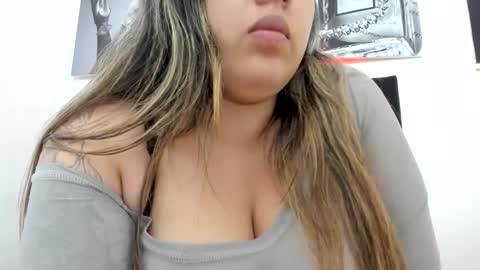 Lina Browm online show from 11, 2, 2026