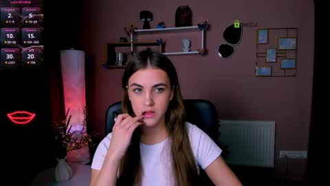 lina_fox12 online show from 10, 11, 2025