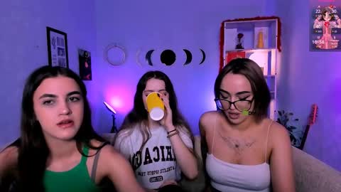 lina_fox12 online show from 9, 4, 2026