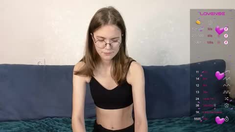 lina hall online show from 5, 11, 2025