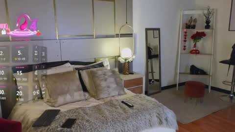 Lina online show from 3, 4, 2026