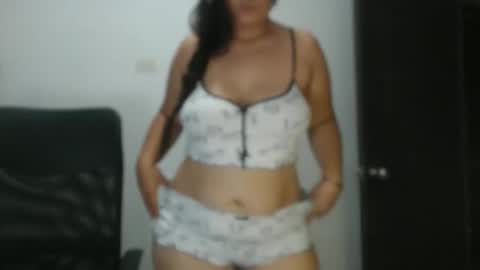 iiisabella online show from 29, 4, 2026