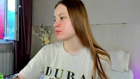 Snapshot of lina_smilee chatting on 5, 7, 2026 Lina online show from 5, 7, 2026