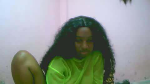 Snapshot of linah1123 chatting on 11, 11, 2025 linah1123 online show from 11, 11, 2025