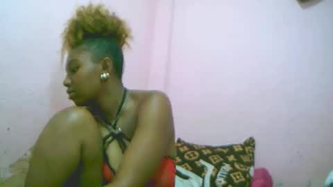 Snapshot of linah1123 chatting on 20, 11, 2025 linah1123 online show from 20, 11, 2025