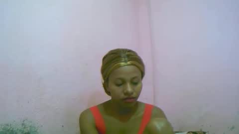 Snapshot of linah1123 chatting on 11, 1, 2026 linah1123 online show from 11, 1, 2026