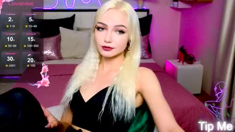 I am Lina online show from 17, 9, 2025