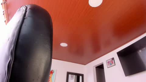 Snapshot of linaresjesica chatting on 6, 1, 2025 Jessi Freelance Model online show from 6, 1, 2025