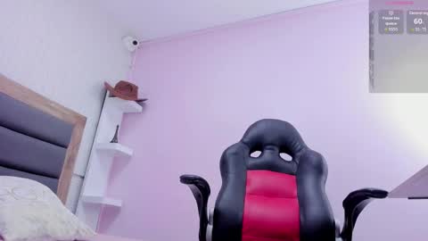 L I N A  online show from 26, 11, 2025