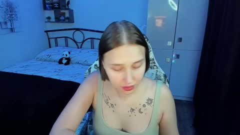 Lina online show from 1, 12, 2025