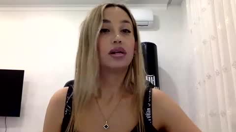 linavora online show from 22, 11, 2025