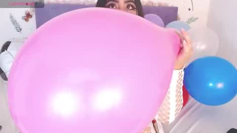 Snapshot of linda_jay_ chatting on 7, 7, 2026 Linda online show from 7, 7, 2026