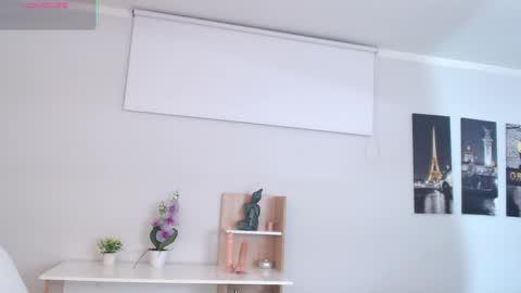 Maria Paula online show from 18, 4, 2026