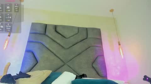 Linda Saenz online show from 25, 11, 2025